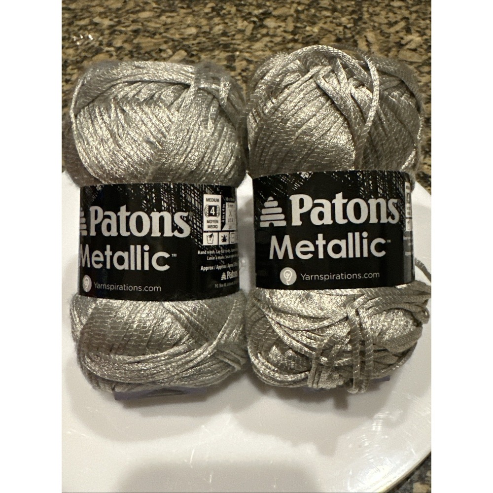 Patons Metallic Yarn PLATINUM #95043 3oz 85gr  LOT 2‎ Skein Gorgeous
